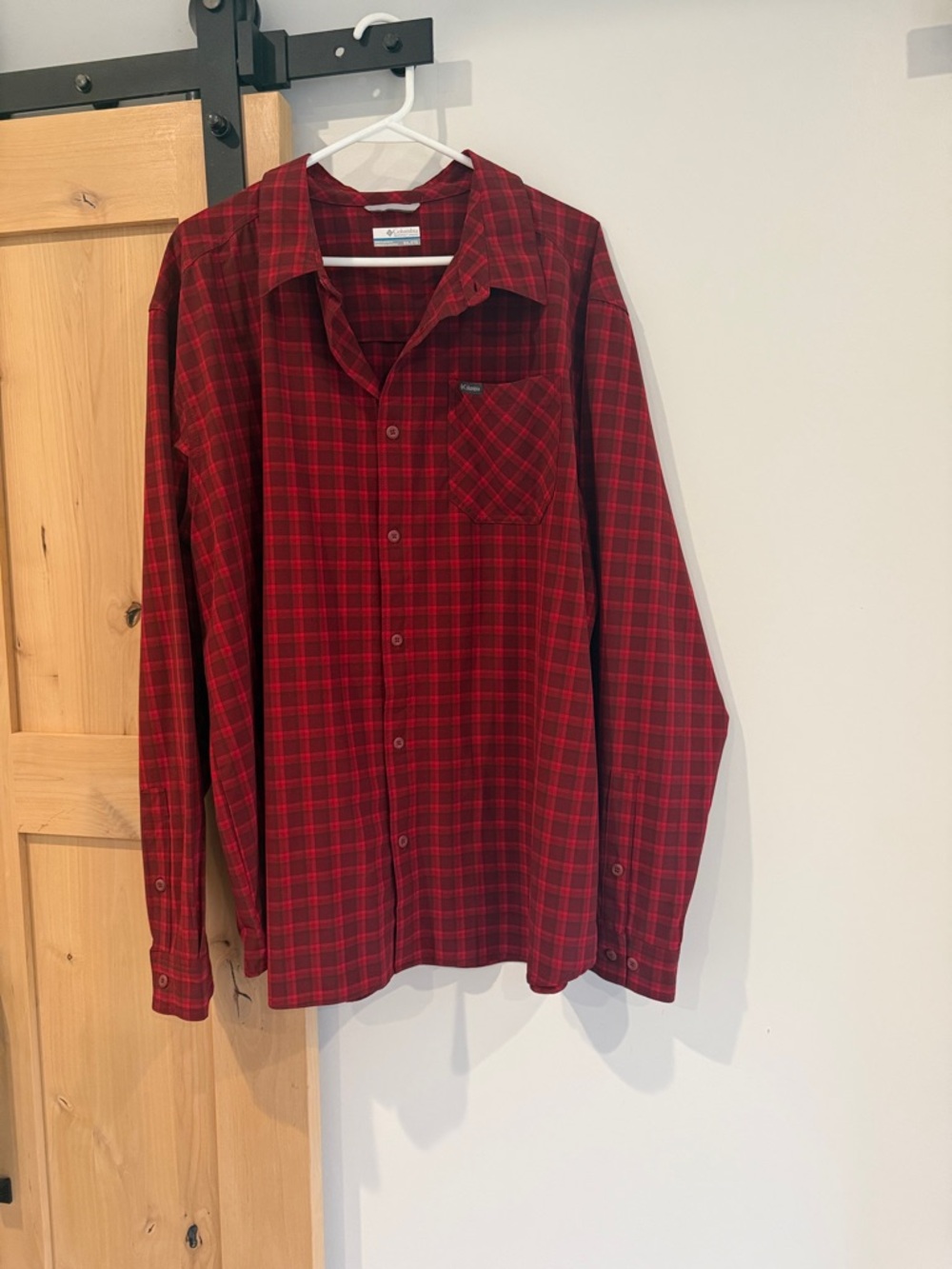 Columbia Red Plaid Long-Sleeve Button-Down Shirt